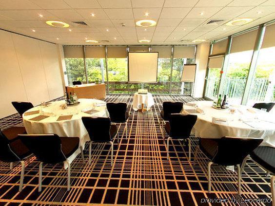 Beales Hotel Hatfield  Facilidades foto